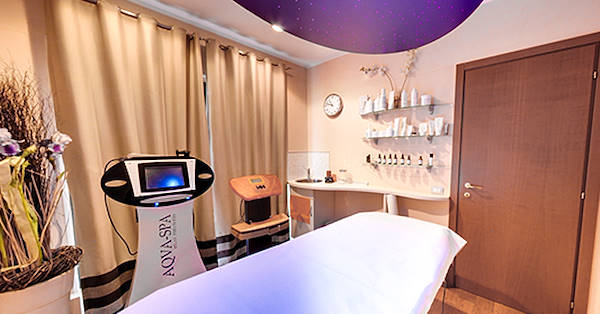 Cabine estetiche, Le nostre cabine estetiche sono attrezzate con apparecchiature all'avanguardia sia per il viso e per il corpo